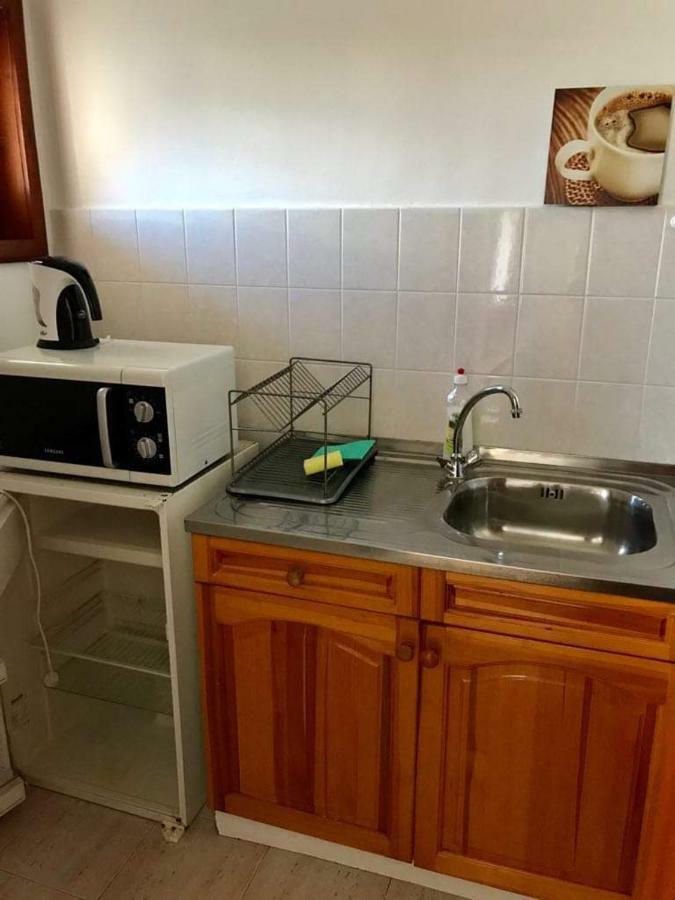 Студиа Мансарда Ненови Pomorie Exteriör bild